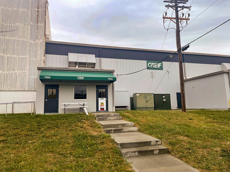 Florence recycling plant curbside view
