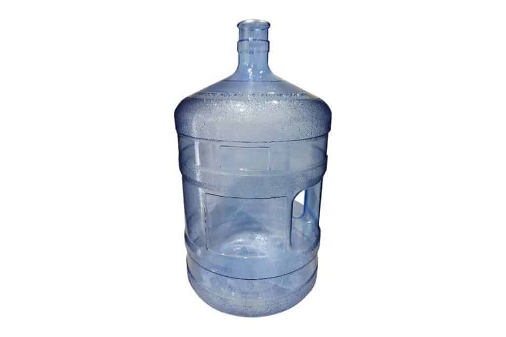 زجاجة ماء