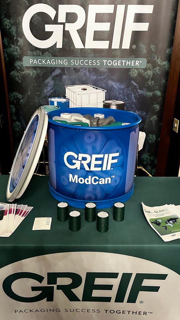 A table presentation at the Annual Meeting for Ohio Chemists