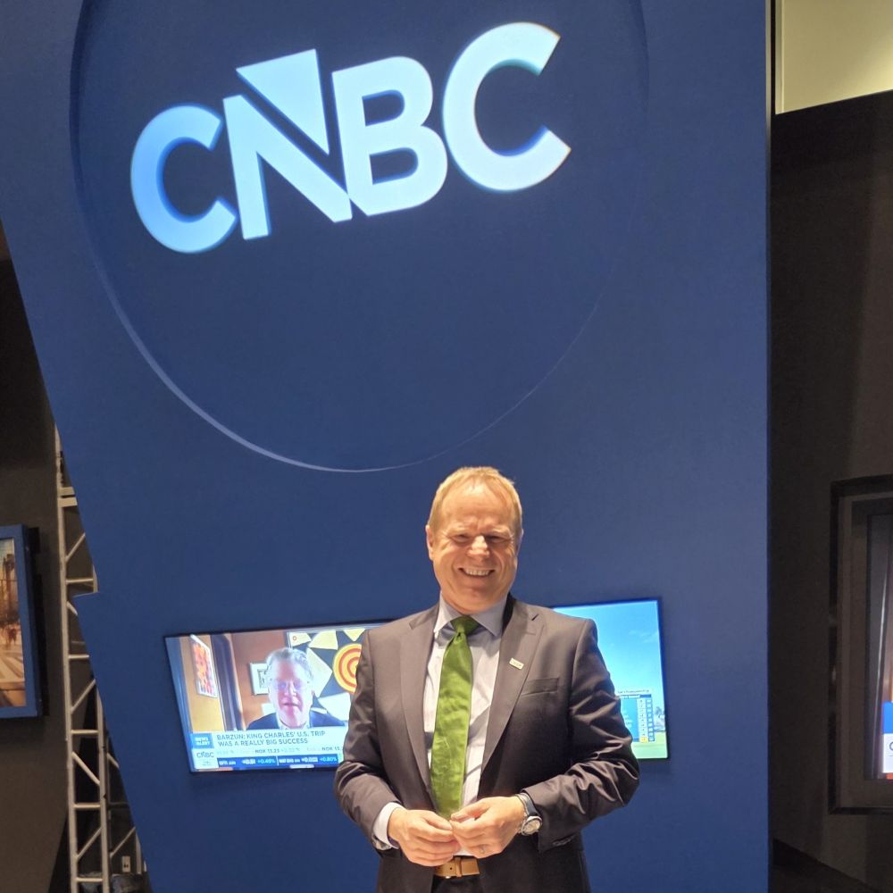 NEW OLE CNBC PHOTO!